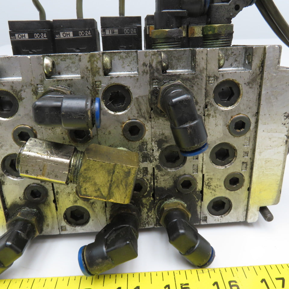 Kuroda PCS2408 5/2 Single Solenoid Pneumatic Valve Bank 24VDC