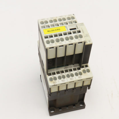 Siemens 3RH1140-2BB40 600VAC 10A Contactor Relay W/ Aux. 3RH1911-2GA22 24V Coil
