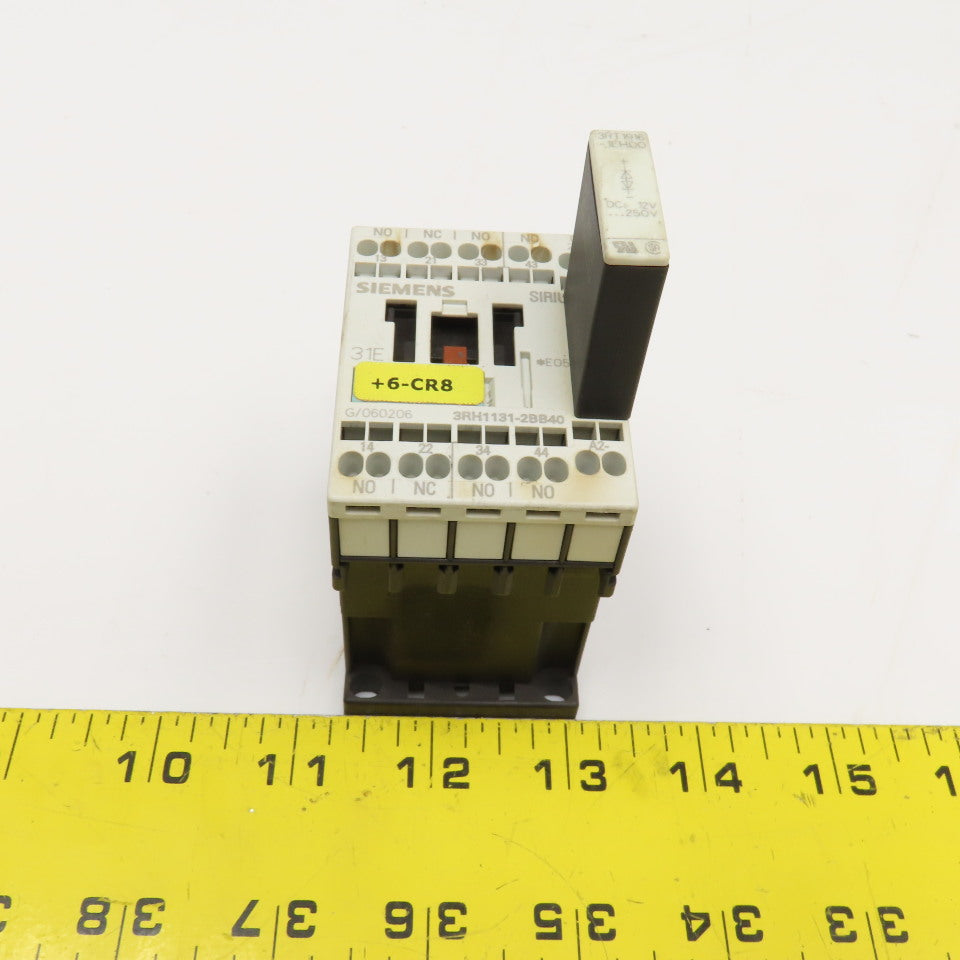 Siemens 3RH1131-2BB40 600VAC 10A Contactor Relay 24V Coil