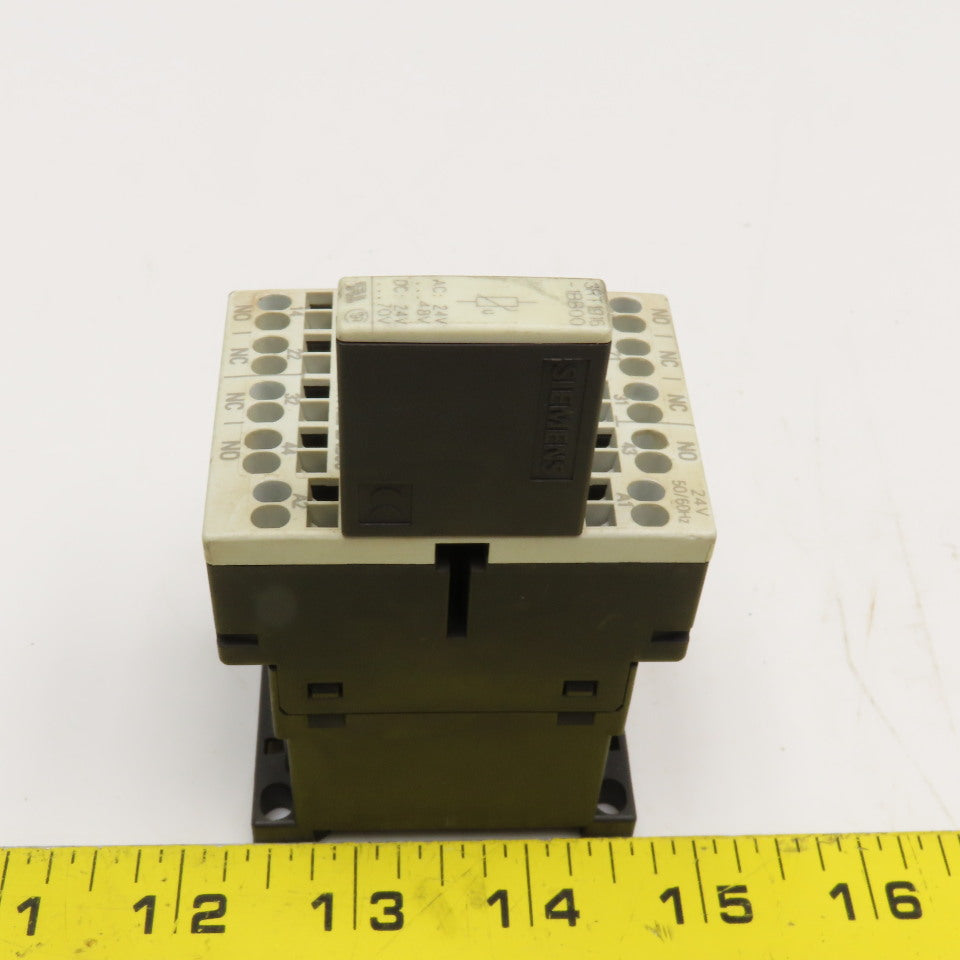 Siemens 3RH1122-2AB00 600VAC 10A Contactor Relay 24V Coil