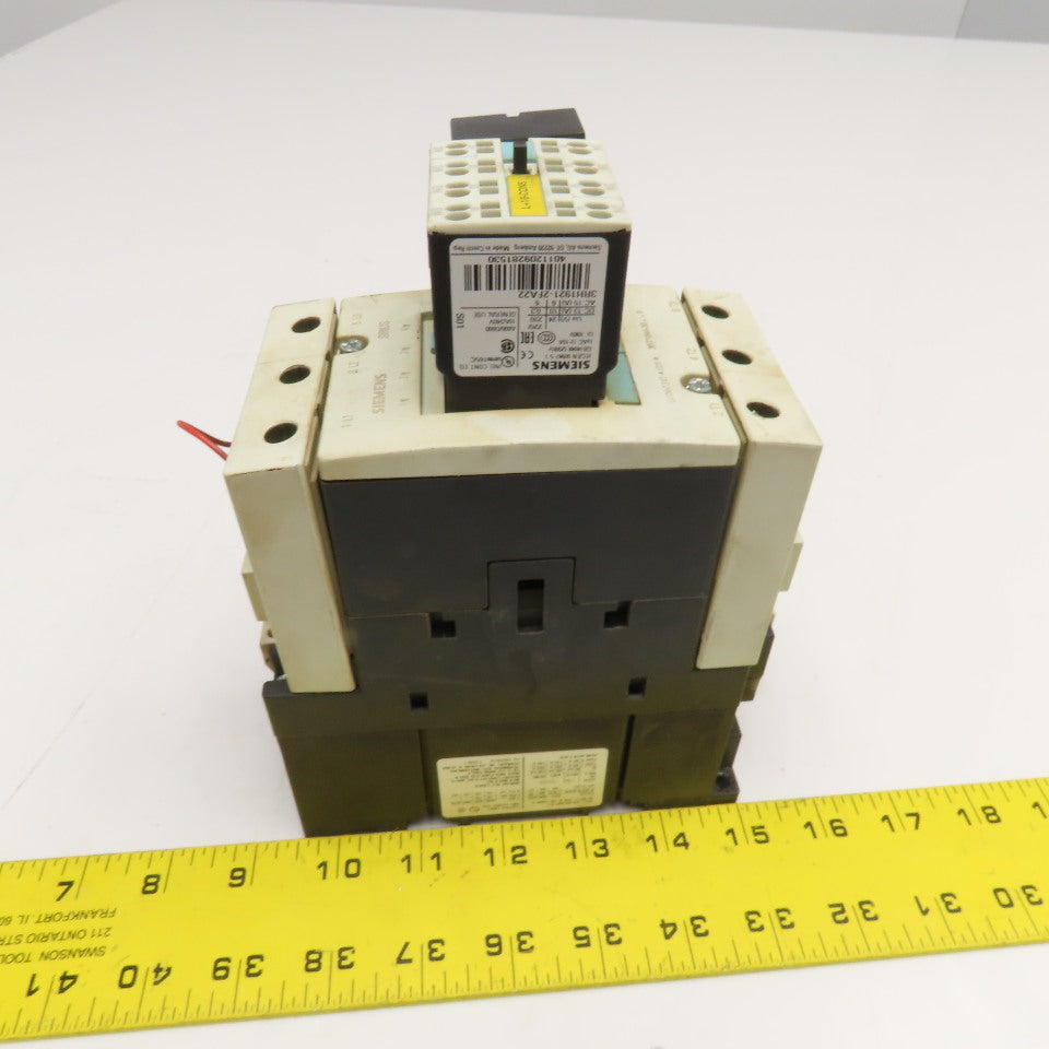 Siemens 3RT1044-3BB40 600V 90A 60Hp Contactor Relay W/ Aux. 3RH1921-2FA22