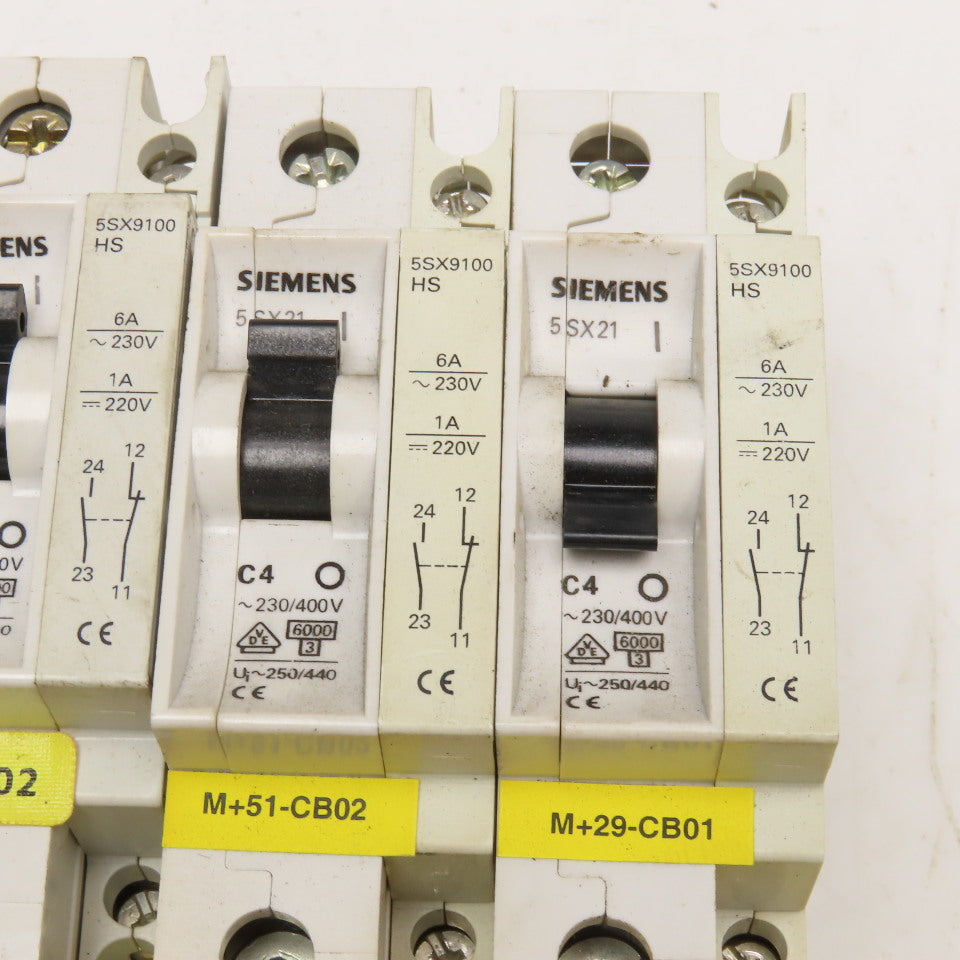 Siemens 5SX2 C4 4A 277V Single Pole Circuit Breaker W/ Aux. 5SX9100 Lot Of 7