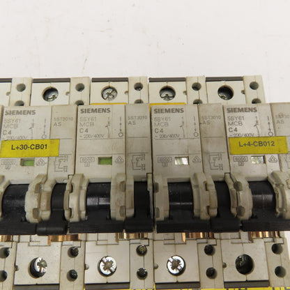 Siemens 5SY61 C4 4A 400V Single Pole Circuit Breaker W/ Aux. Switch Lot/5