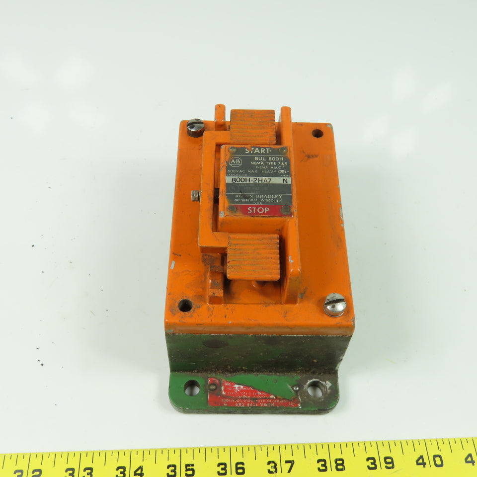 Allen Bradley 800H-2HA7 Pushbutton Station Start & Stop 600VAC Nema 7/9