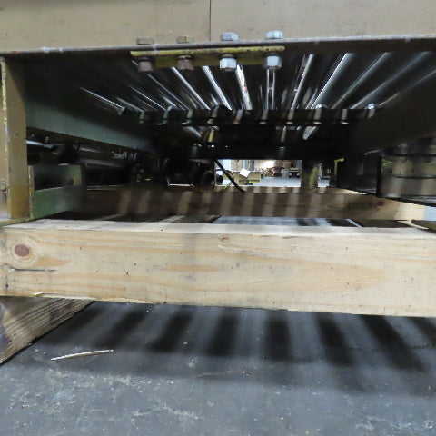 75-1/2" x 84" L Belt Driven Power Roller Pallet Conveyor 2.5"OD 20FPM (Need Belt