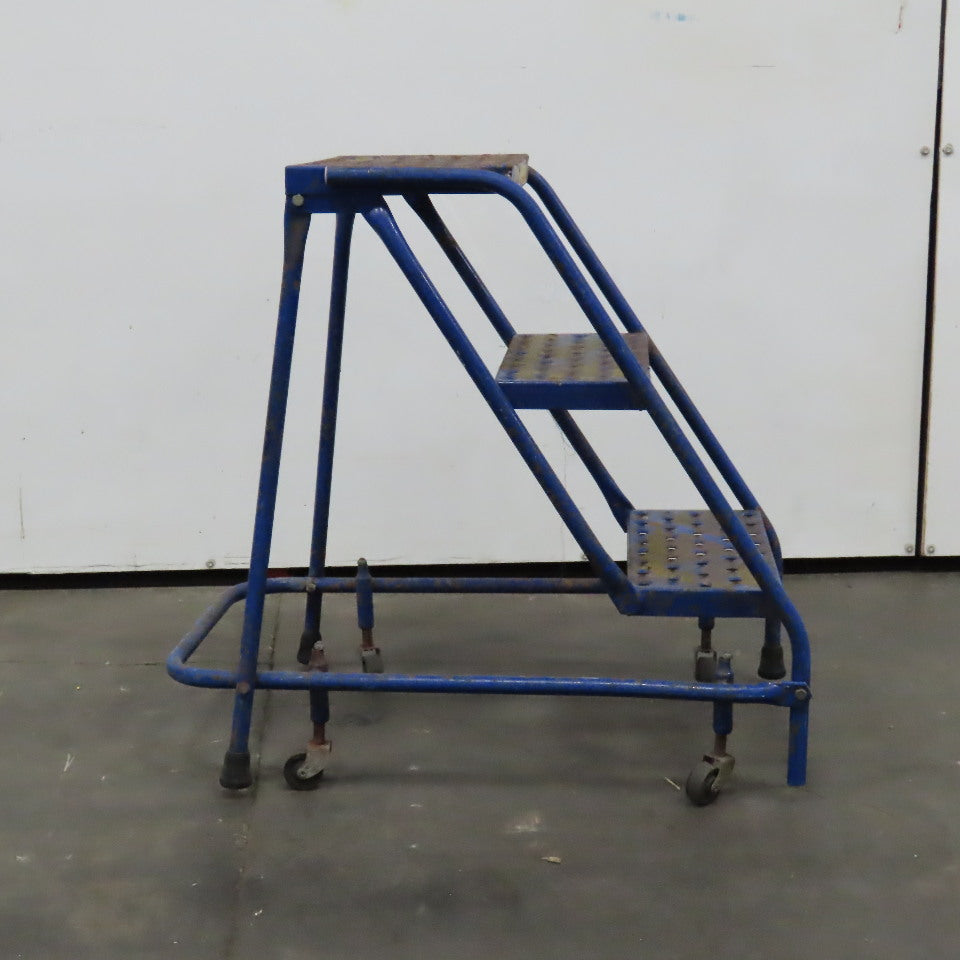 3 Step Industrial Rolling Step Ladder 29" Tall Self Locking