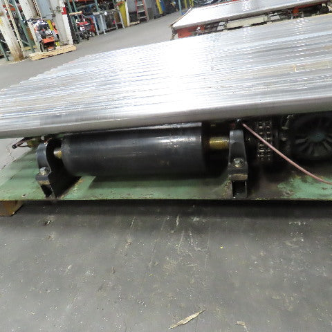 70" x 60" Powered Roller Conveyor 230/460V 3Ph 18FPM Needs Belt
