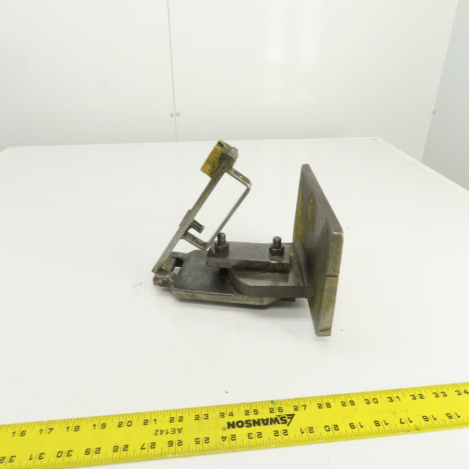 W.F. Wells & Sons W-9 Bandsaw Vise Stock Clamp Plate W/ Dog Pivot Assembly