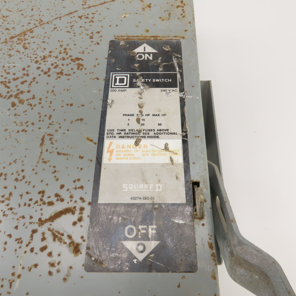 Square D D224N 200A Fusible Safety Disconnect Switch 240VAC Type 1 Enc.