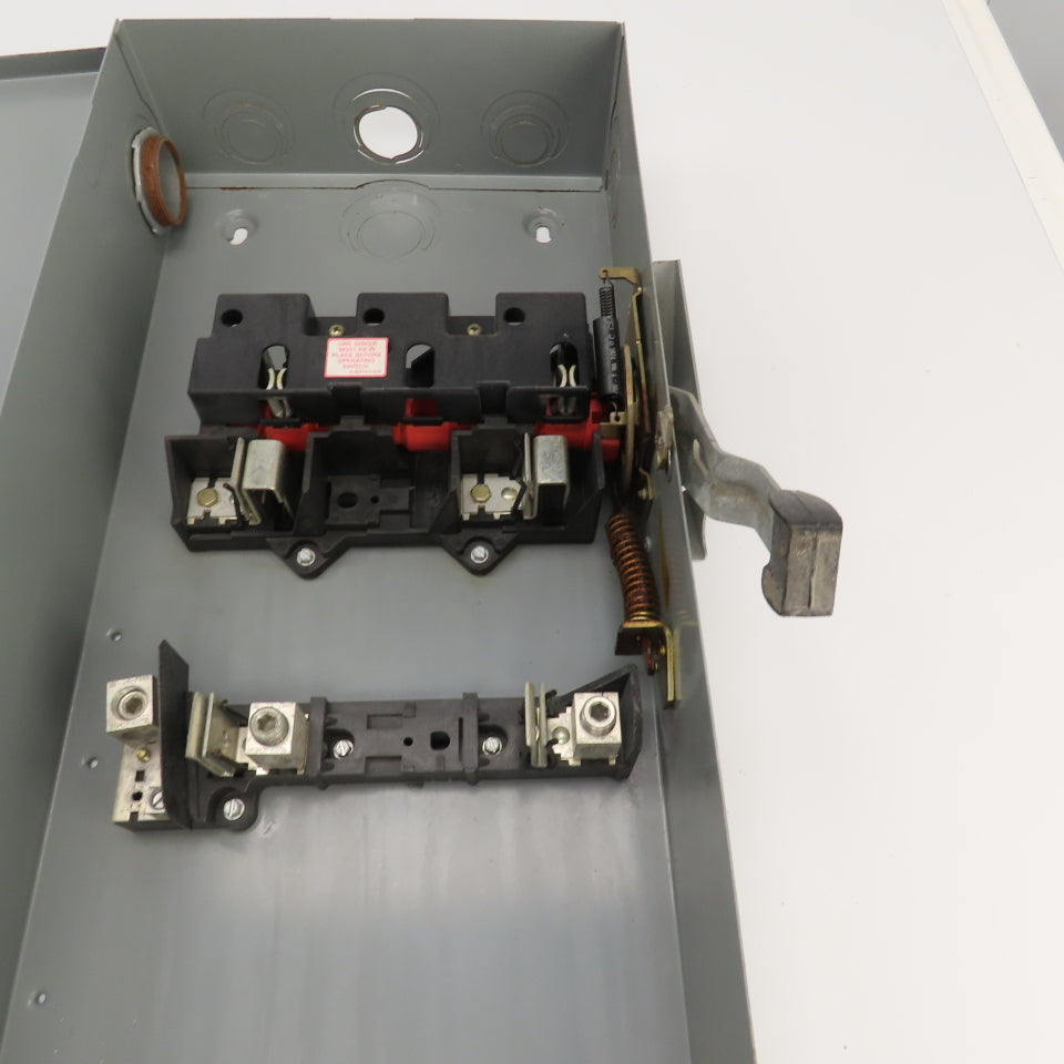 Square D D224N 200A Fusible Safety Disconnect Switch 240VAC Type 1 Enc.