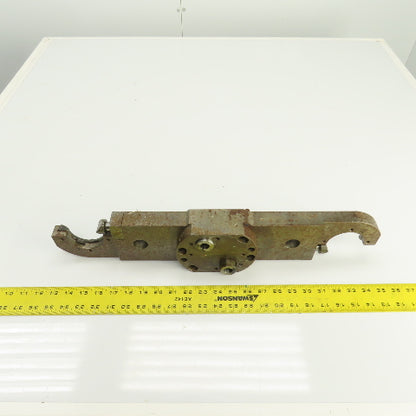 Mazak M-32 MTV414/22 Vertical Machining Center Tool Changer Carousel Arm Holder