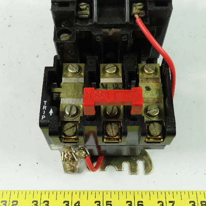 Square D 8536-SA0-12 Ser B Motor Starter 1.5-2HP 600VAC Max