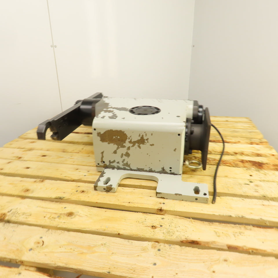 First MCV 800 Vertical Machining Center Tool Changer Gear Box Assembly ATC Arm