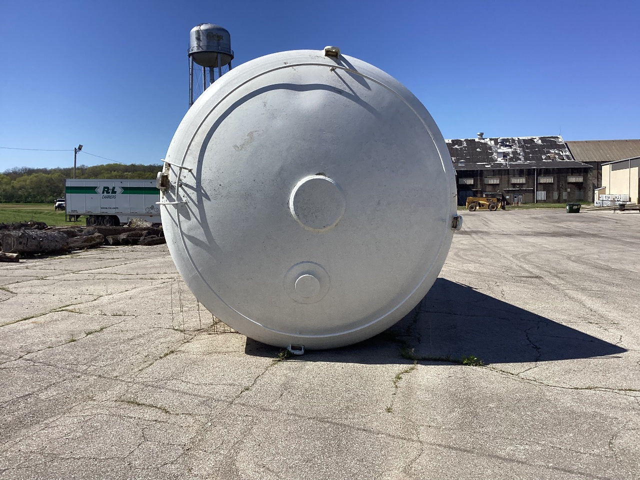 Liquid Nitrogen Double Wall Steel Vertical Tank Approx 20,000 Gallon