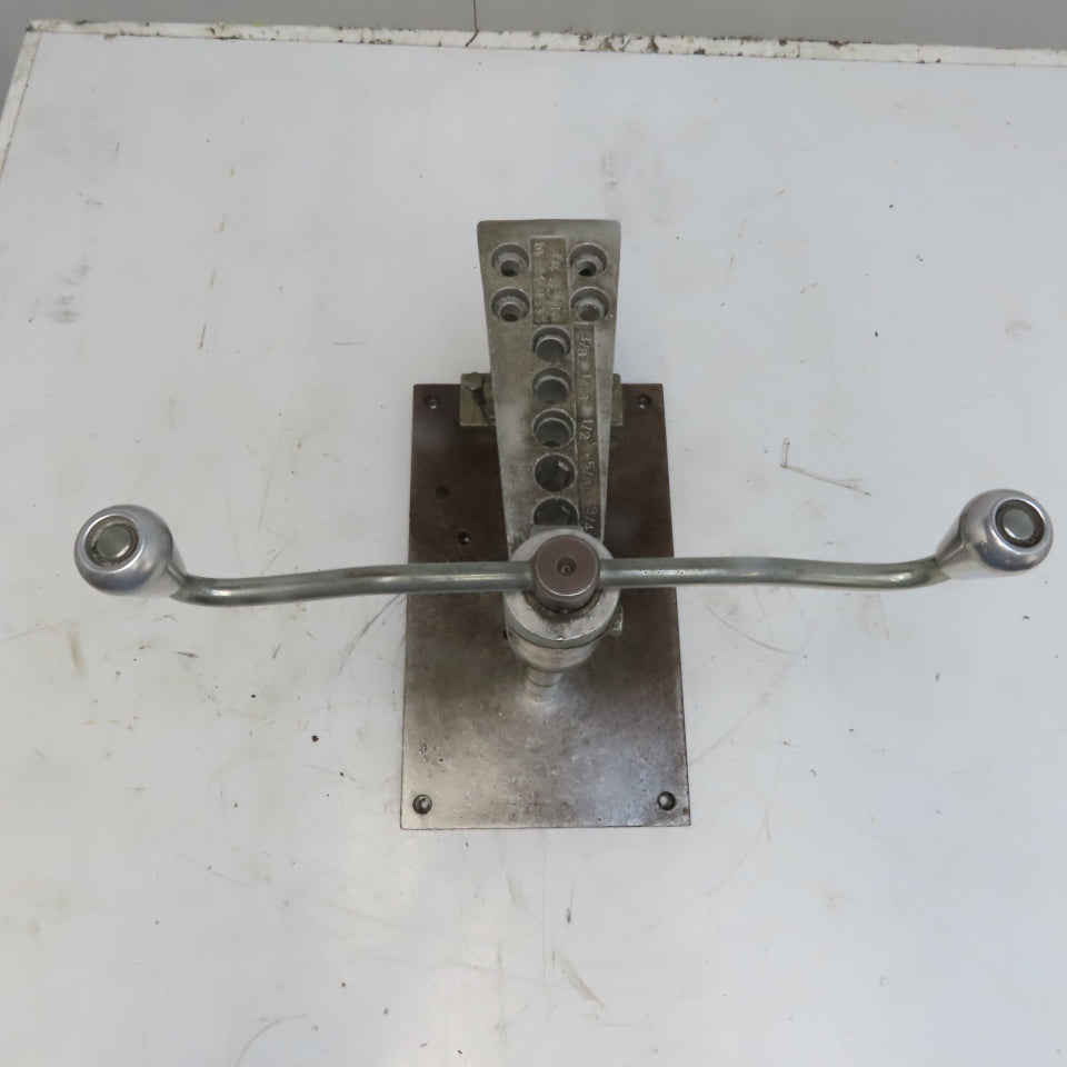 Cedarberg Industries  E-Z Tapper Manual Hand Tap  8" Throat USA No Collets