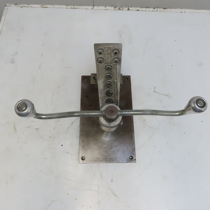 Cedarberg Industries  E-Z Tapper Manual Hand Tap  8" Throat USA No Collets