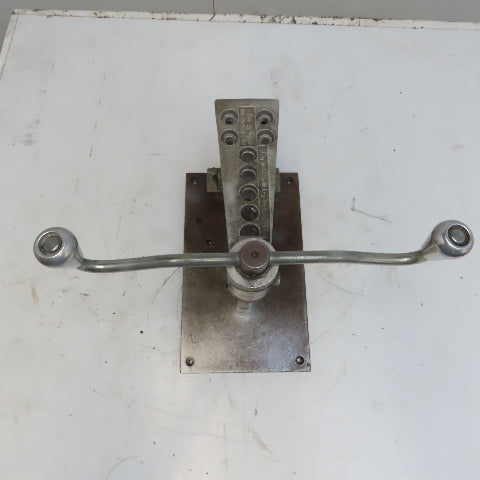 Cedarberg Industries  E-Z Tapper Manual Hand Tap  8" Throat USA No Collets
