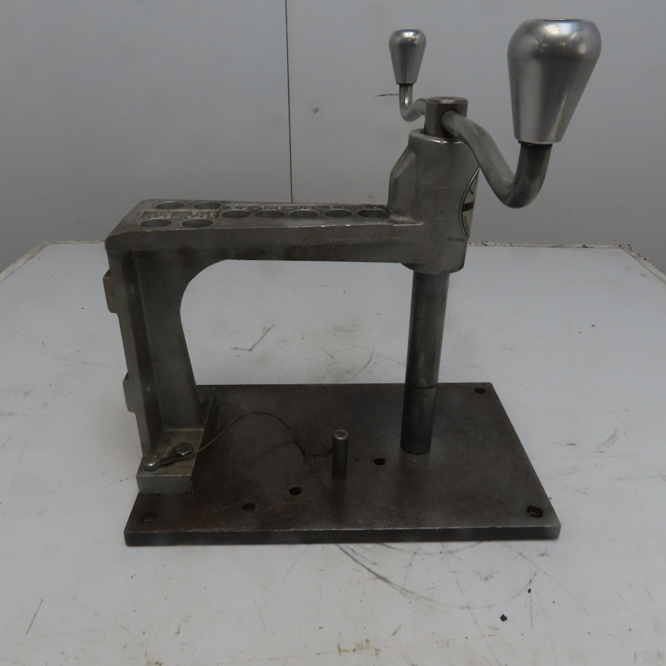 Cedarberg Industries  E-Z Tapper Manual Hand Tap  8" Throat USA No Collets