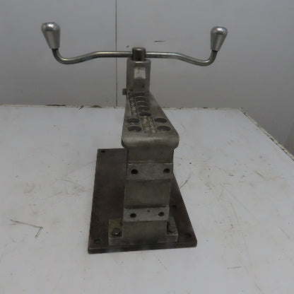 Cedarberg Industries  E-Z Tapper Manual Hand Tap  8" Throat USA No Collets