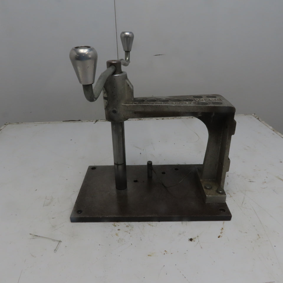 Cedarberg Industries  E-Z Tapper Manual Hand Tap  8" Throat USA No Collets