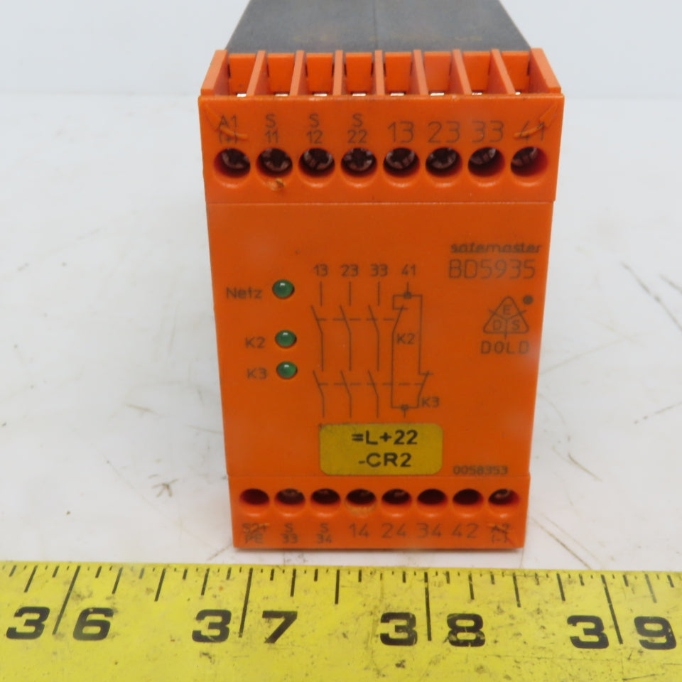 E.Dold & Sohne BD5935.48/824/61 460V 50/60Hz E- Stop Safety Relay Module