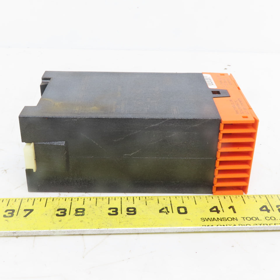 E.Dold & Sohne BD5935.48/824/61 460V 50/60Hz E- Stop Safety Relay Module