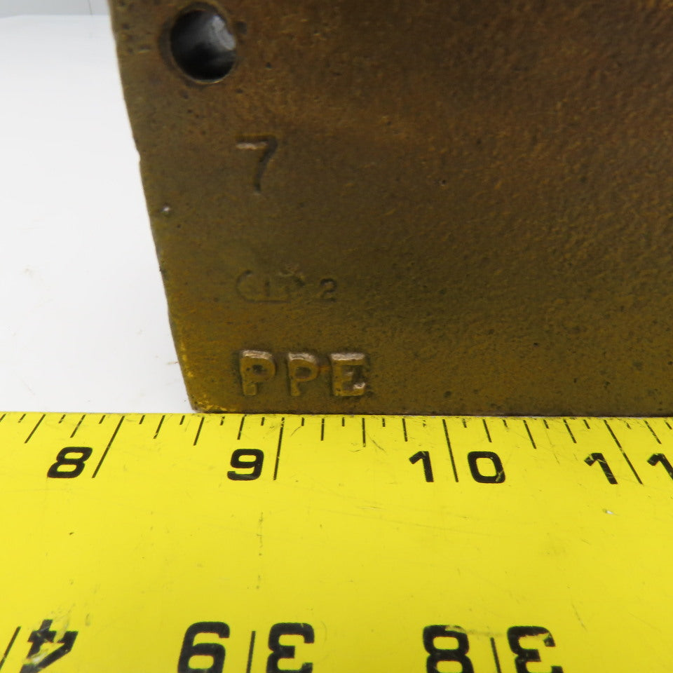 Plastic Processing Equipment 1-1/4" x 1/2" NPT Bronze Manifold 6 Port Valve