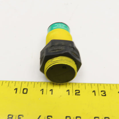 Banner S30SN6FF200Q EZ Beam 10-30VDC Photoelectric Sensor
