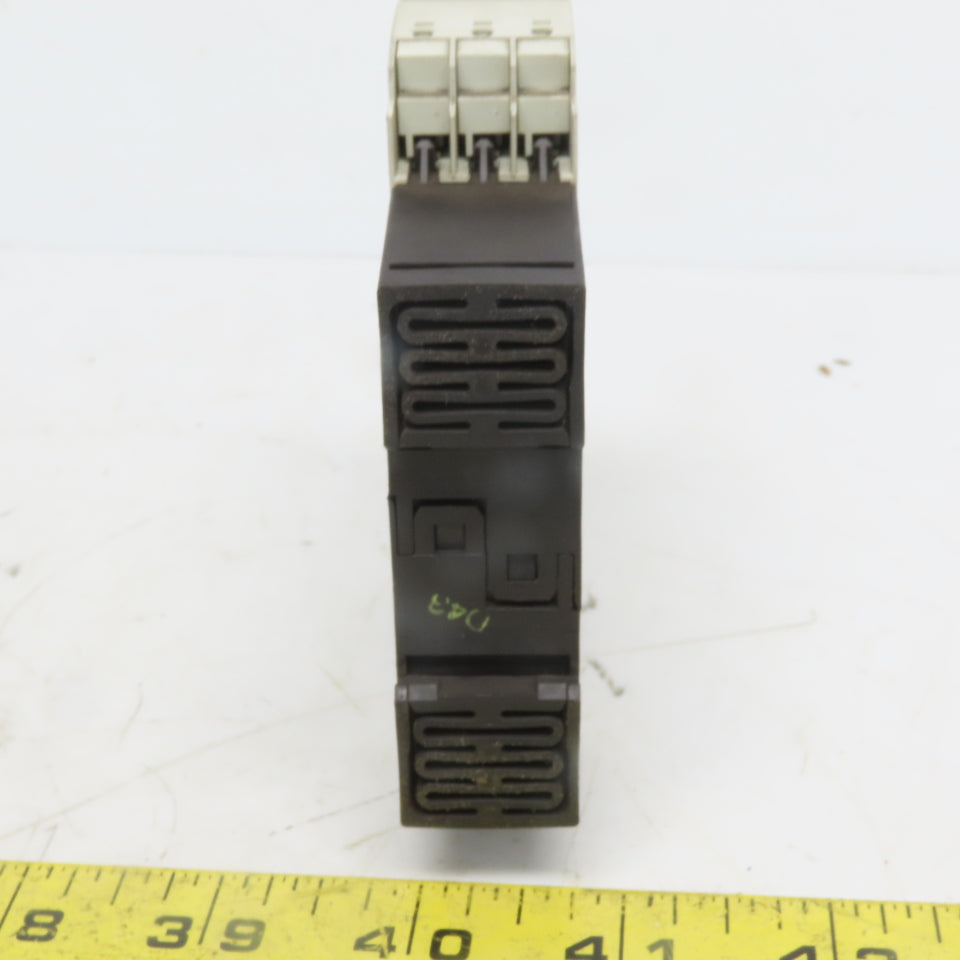 Siemens 3RP1505-2RW30 Timing Relay 3 Pole 24VDC 240V