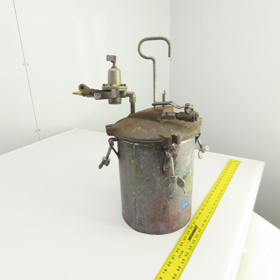 2.5 Gallon Steel Paint Pressure Pot Canister Tank 60PSI W/ Regulator (Needs Seal