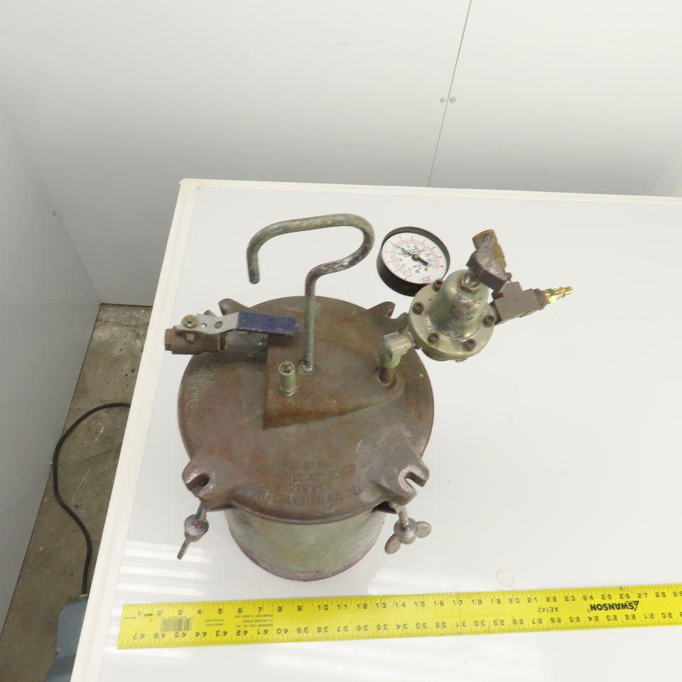 2.5 Gallon Steel Paint Pressure Pot Canister Tank 60PSI W/ Regulator (Needs Seal