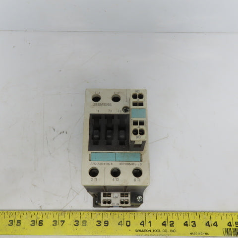 Siemens 3RT1035-3B 3 Pole Contactor W/24V Coil 30Hp