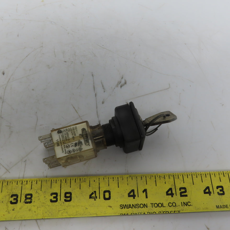 Schlege AT2 Maintained Key Selector Switch 2-Position W/Key 250V