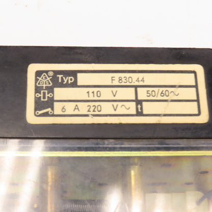 E. Dold u Sohne F 830.44 Relay 110V 50/60Hz 6A 220V