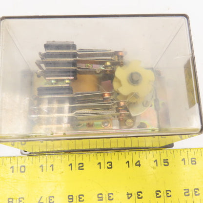 E. Dold u Sohne F 830.44 Relay 110V 50/60Hz 6A 220V