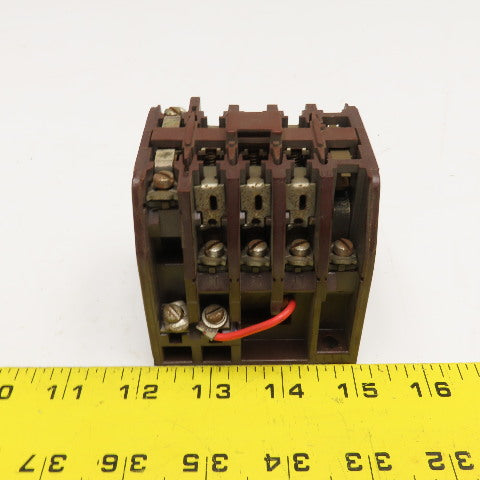 Klockner Moeller DIL 0-41-NA 600V 10Hp 30A Contactor 110V Coil