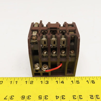 Klockner Moeller DIL 0-41-NA 600V 10Hp 30A Contactor 110V Coil