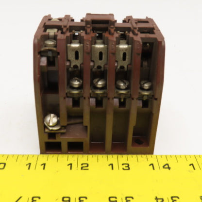 Klockner Moeller DIL0-41 600V 10Hp Contactor 110V Coil