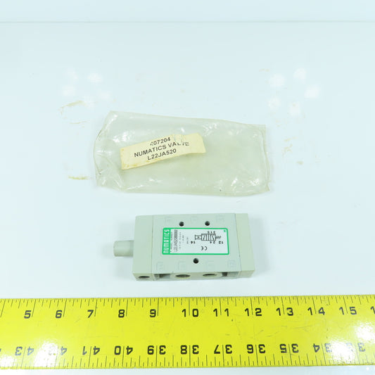 Numatics L22JA4520 2 Position Single Air Pilot Directional Valve 1/4" NPT 145PSI