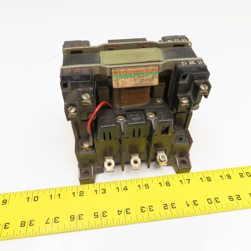 Klockner Moeller DIL 3-22 600V 75Hp MAX Contactor 110V 60Hz Coil