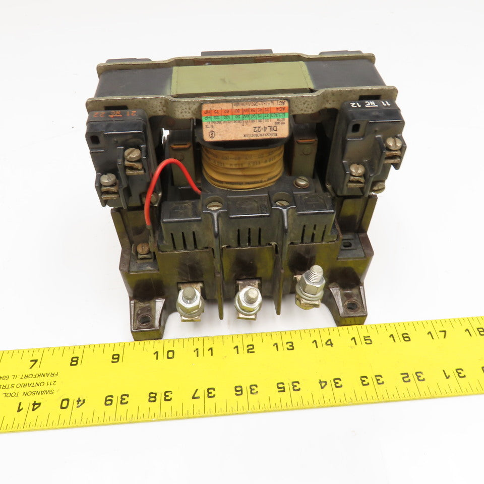 Klockner Moeller DIL 4-22 600V 125Hp MAX Contactor 110V 60Hz Coil