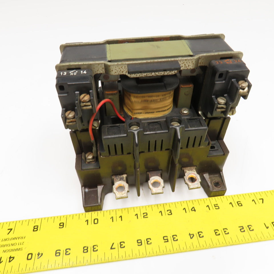 Klockner Moeller DIL 4-22 600V 125Hp MAX Contactor 110V 60Hz Coil