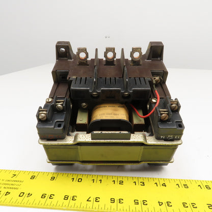 Klockner Moeller DIL 4-22 600V 125Hp MAX Contactor 110V 60Hz Coil
