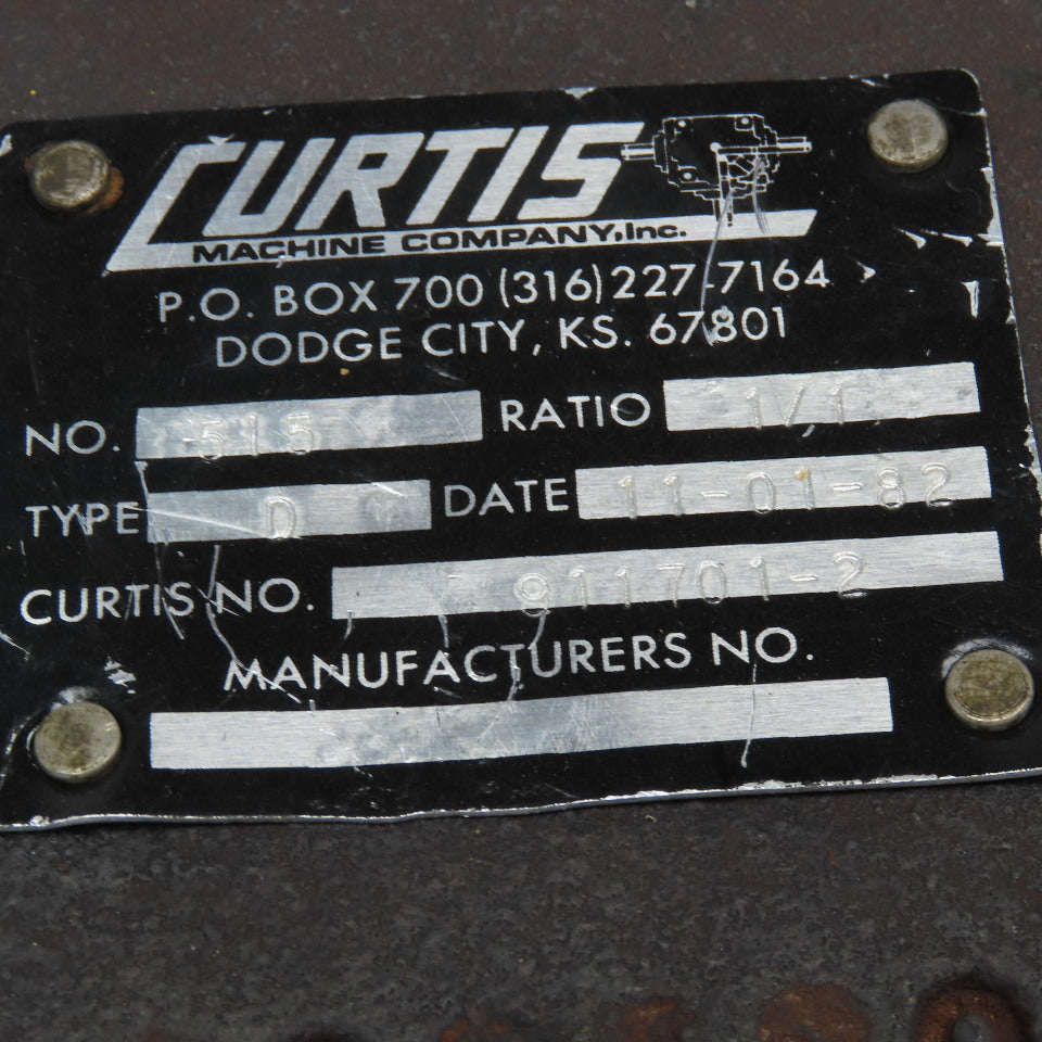 Curtis No. 515 911701-2 1:1 Ratio Dual Output Type D Right Angle Gear Box 1 and 1/4 " shaft