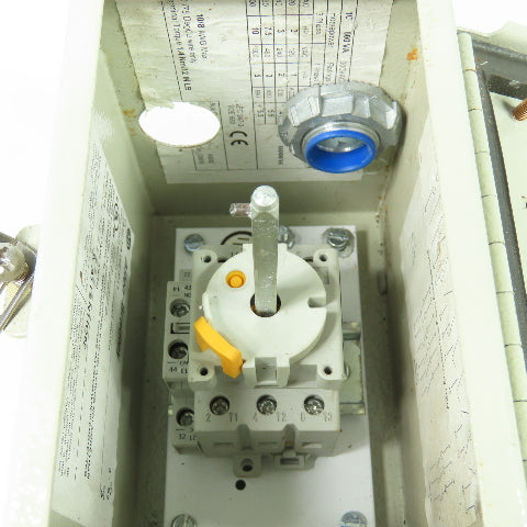 Allen Bradley 194E-A32-1753 Ser.BDisconnect Switch 32A 3Pole 6"x4"x6" Enclosure