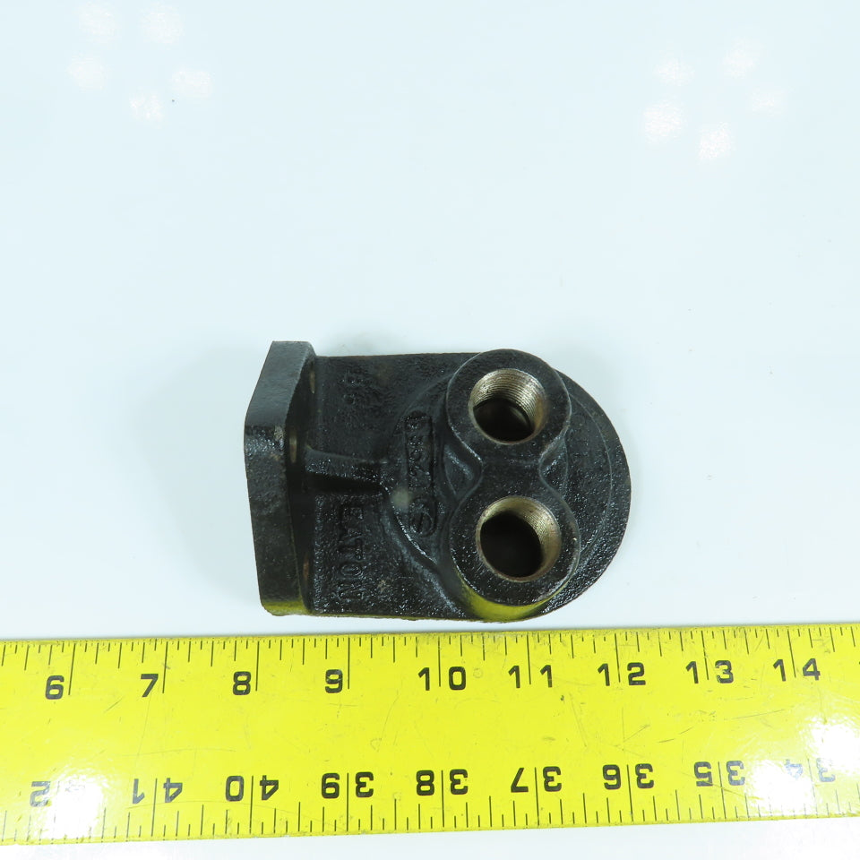 Eaton 01298 17238 Cast Iron B5 Transmission Filter Housing