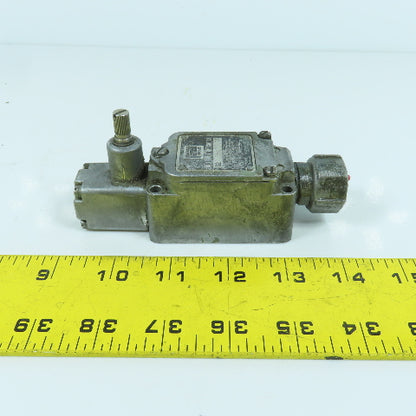 Furnas 54LA6-2 Oiltight Limit Switch 125-480VAC