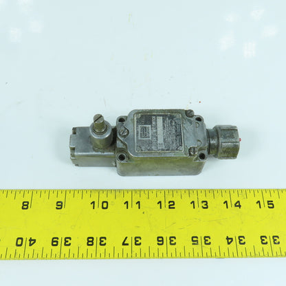 Furnas 54LA6-2 Oiltight Limit Switch 125-480VAC