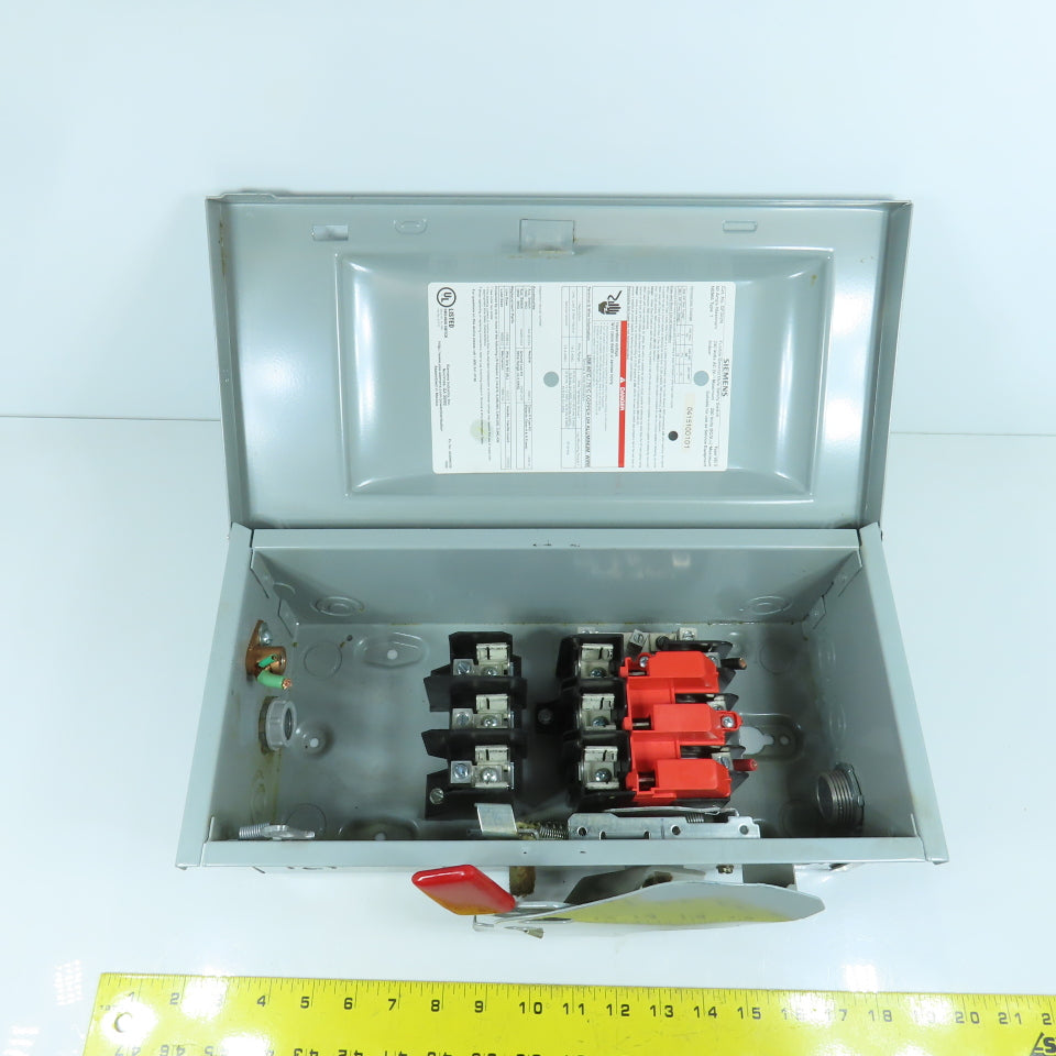 Siemens GF322N 60A General Duty Fusible Safety Disconnect Switch 2240VAC/DC