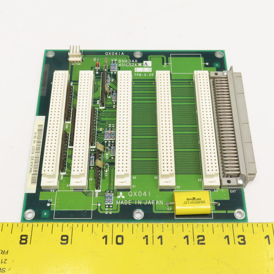 Mitsubishi QX041A PLC 5 Slot Motherboard Chassis Circuit Board